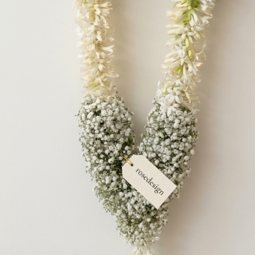Exquisite Fresh Motia & Baby’s Breath Garland (Haar)